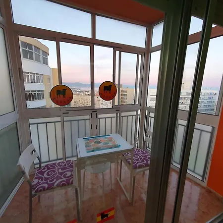 Apartamento Lanus * 토레몰리노스